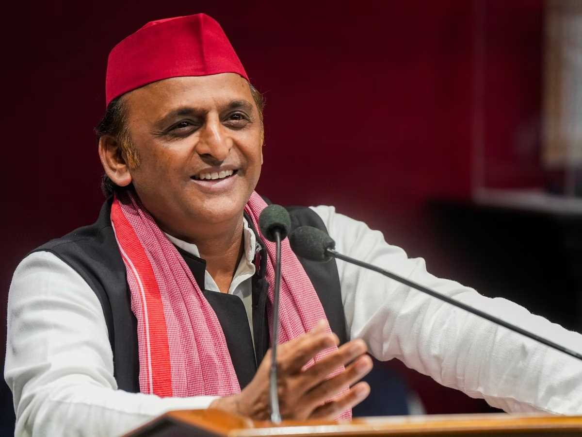 टोल वसूली भाजपाइयों के जेब में न जाकर सड़क के गड्ढे भरने और रखरखाव में काम आए : अखिलेश यादव